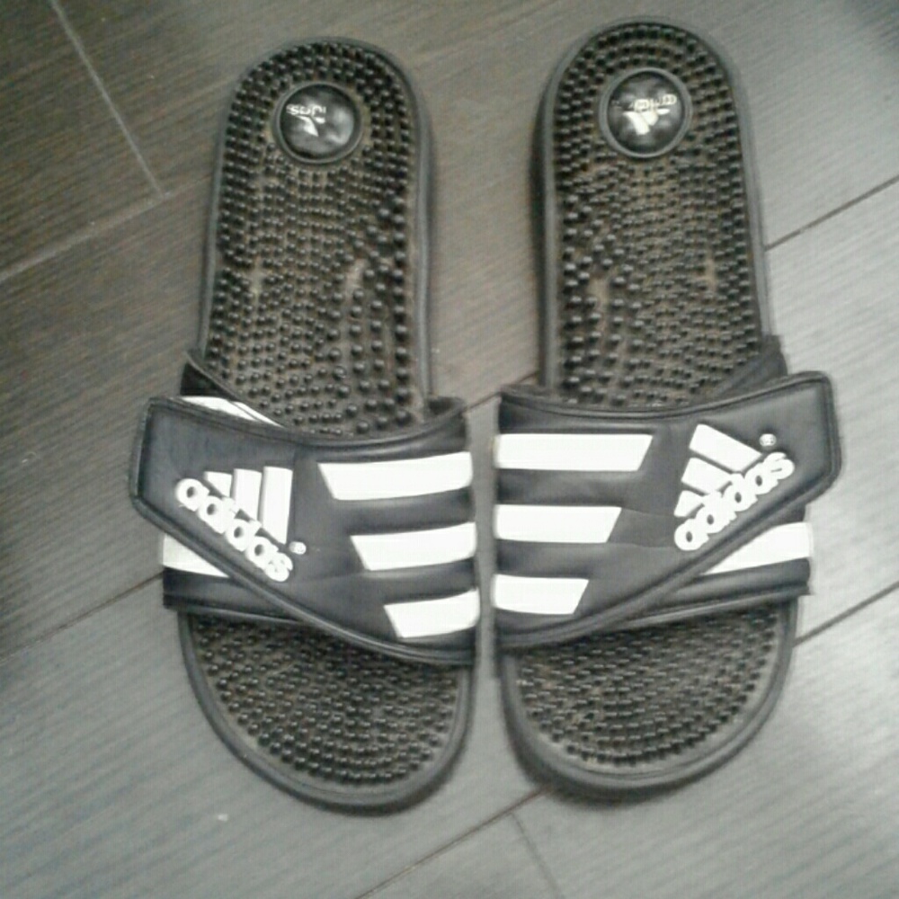 Adidas Slides 9